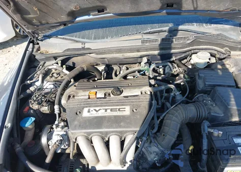 2005 Honda Accord 2.4 Dx z USA, uszkodzony, nr VIN 1HGCM56125A102949